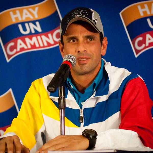 Capriles anuncia retiro de coalición opositora venezolana