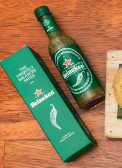 Heineken Ecuador lanza la primera salsa picante con sabor a cerveza, imagen del producto.