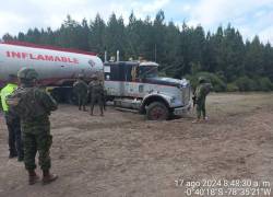 Los dos vehículos estaban a 600 metros del Poliducto Quito - Ambato - Riobamba.