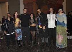 Los artistas que protagonizaron el proyecto 'ReinventArte' estuvieron presentes durante el evento. De izquierda a derecha: Gabo Peña, Claudia Leon, Andy Estrada Pame Pinto, Jorge Calderon, Xavier Herrera y Poli Zapata, los diseñadores