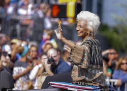 Nichelle Nichols, falleció a los 89 años, ella era recordada por su papel como Nyota Uhura de Star Trek.