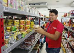 PedidosYa cuenta con 7 supermercados propios o darks store en Quito, Guayaquil y Cuenca.