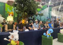 Foto de la rueda prensa de la Comic Con Ecuador, durante la intervención del comediante y actor Carlos Villagrán, quien le dio vida al querido y recordado personaje Quico, en la serie El chavo del 8.