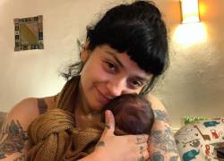 Mon Laferte: ¡Soy la más feliz del planeta! ¡Soy mamá!