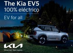 En la imagen se visualiza el nuevo Kia EV5 no solo se destaca por su innovador diseño y tecnología avanzada, sino también por el uso de materiales eco-amigables.