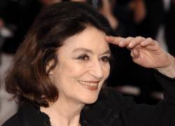 Foto de archivo de Anouk Aimée en la proyección de la película 'El Laberinto Del Fauno', en el 59º Festival de Cine de Cannes (2006). La actriz francesa murió hoy, 18 de junio del 2024, a los 92 años.