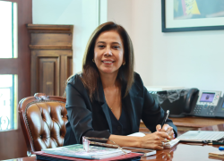 Cynthia Gellibert fue designada por Daniel Noboa como vicepresidenta encargada.