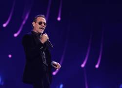 El cantante Marc Anthony en concierto durante el 64º Festival Internacional de la Canción de Viña del Mar este domingo, en Viña del Mar (Chile).