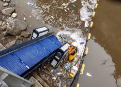 El 80 por ciento de los residuos recolectados por el sistema Azure en el río San Pedre de Quito son plásticos.