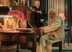 Jonathan Pryce y Anthony Hopkins dan vida a los papas Francisco y Benedicto XVI en