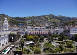 Del jueves 5 al viernes 6 de diciembre, se contemplan suspensiones de cinco horas, excluyendo zonas como Miraflores, El Bosque, Andalucía, Cumbayá, La Carolina y Tumbaco, entre otras.