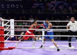 El boxeador ecuatoriano José Rodríguez se despide de los Juegos Olímpicos de París 2024 tras una derrota en su combate de debut