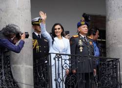 Verónica Abad, Vicepresidenta de la República, durante un cambio de guardia presidencial. API / Daniel Molineros