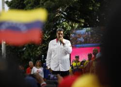 El presidente venezolano, Nicolás Maduro, habla con sus seguidores durante una manifestación en Caracas el 3 de agosto de 2024.