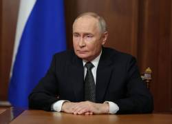 El presidente ruso, Vladimir Putin, pronuncia un discurso ante el personal y los ciudadanos de las fuerzas armadas rusas en el Kremlin de Moscú, Rusia, el 21 de noviembre de 2024.