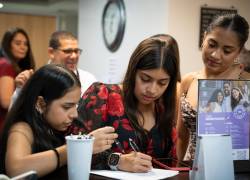 Continental University of Florida ofrece 12 medias becas a ecuatorianos en conversatorio virtual.