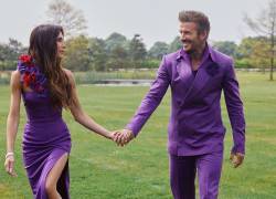 Una de las fotos de la sesión que se realizaron las celebridades David y Victoria Beckham por su aniversario de bodas número 25.