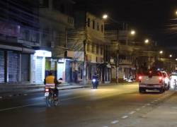 Miembros de la Policía y las Fuerzas Armadas patrullando el sector de El Recreo en el cantón Durán. Foto archivo: API