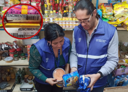 La Intendencia de Azuay decomiso 3.543 productos que se ofertaban en el establecimiento.