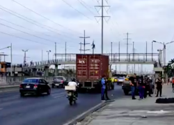 Cerca de la isla Trinitaria encontraron el cuerpo desmembrado de una mujer.