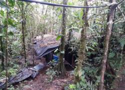 En el sector de la quebrada Sin Pena, parroquia Santa Rosa, en Sucumbíos, se encontró un cristalizadero de droga.