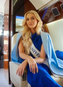 La nueva Miss Universo 2024 en su primer viaje a bordo del jet privado del certamen.