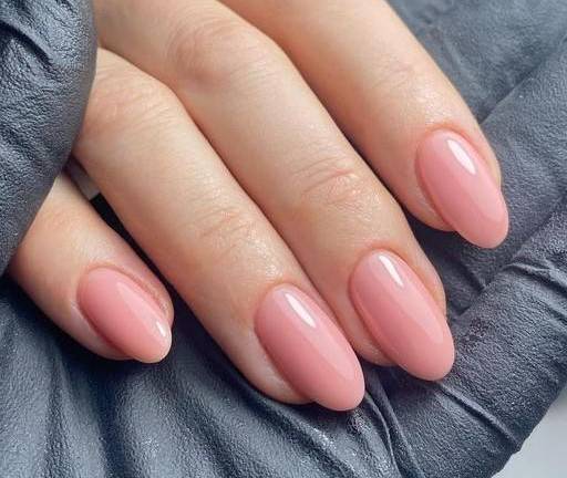 La belleza en uñas ha ido desde el manicure clásico hasta las innovadoras técnicas de acrílico y gel, ¿cuál es el que más te favorece?