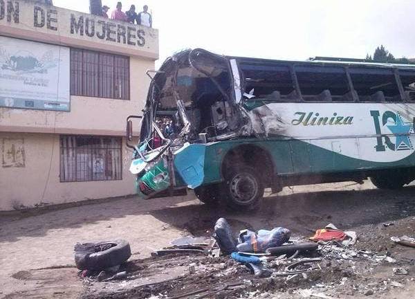 Seis muertos y 58 heridos tras el accidente de bus en Cotopaxi