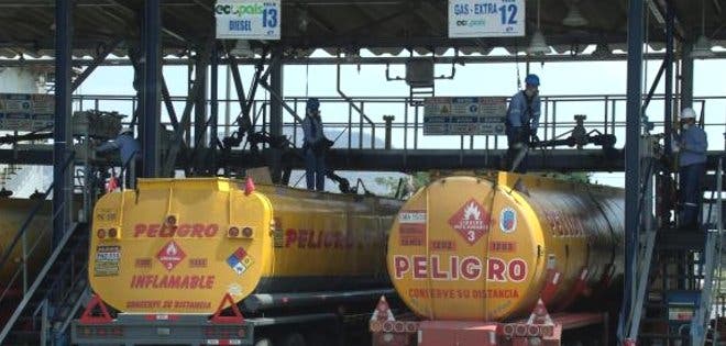 Ecuador importará barriles de nafta para producir gasolinas