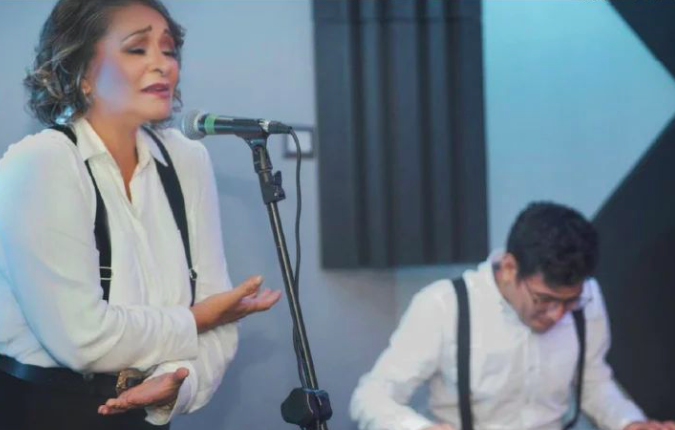 $!Amparo Guillén también cataba y tuvo una banda.