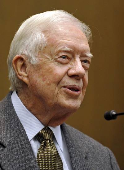 Expresidente estadounidense Jimmy Carter muere a los 100 años de edad.