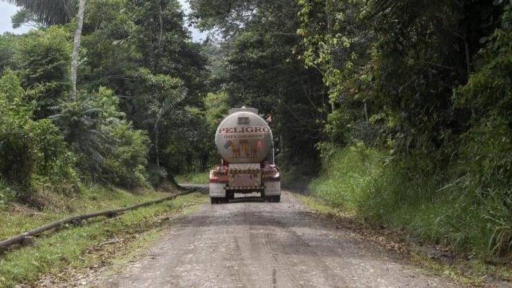 La presión para extraer petróleo en la Amazonía se enfrenta a la resistencia indígena