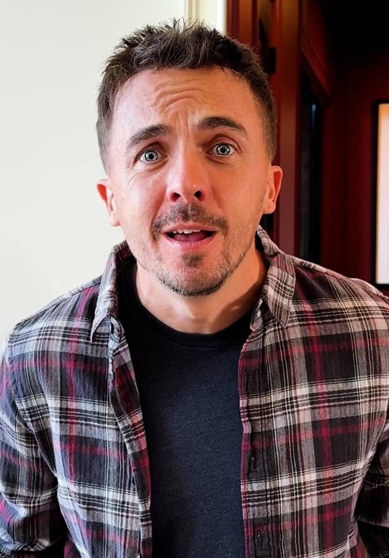 $!El actor y piloto de autos, Frankie Muniz, fue uno de los actores que anunció el regreso de Malcolm el de en medio, la serie del 2000 que le dio la fama.