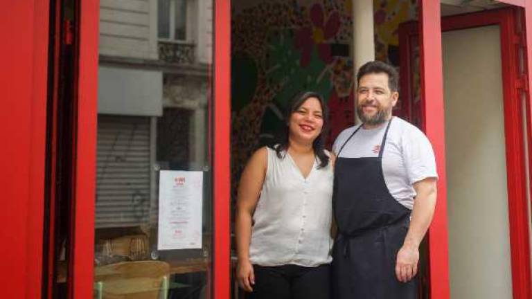 María de Lourdes Rodríguez y Javier Armijos abrieron Ayahuma hace cinco años siendo el único restaurante ecuatoriano en Paris.