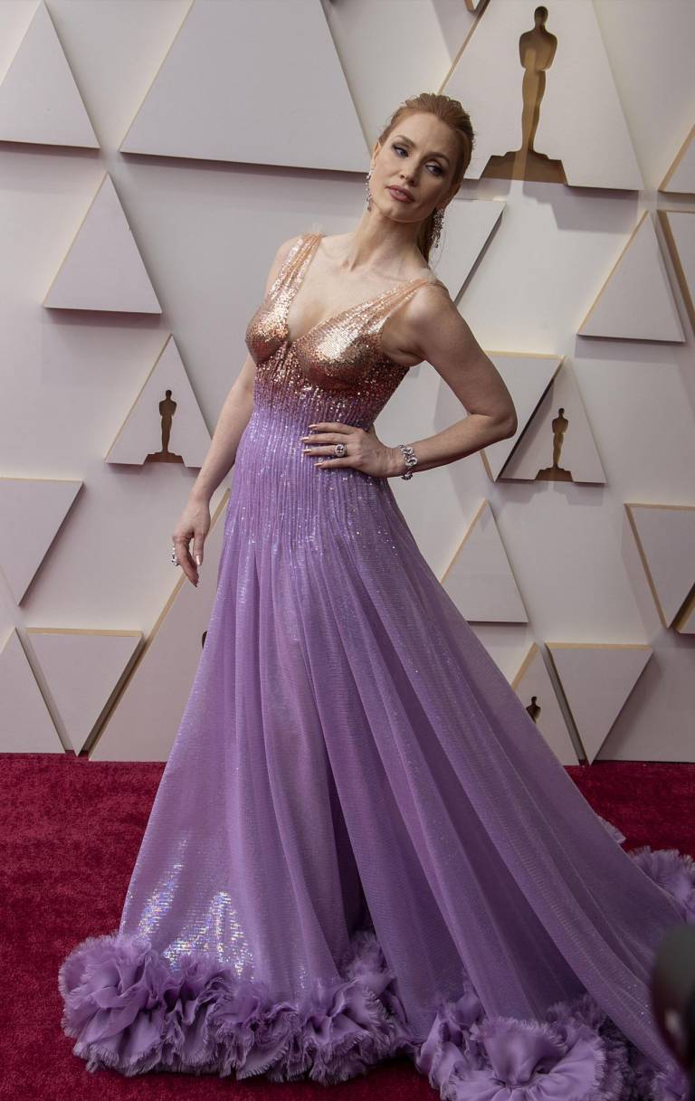 $!Jessica Chastain posa en la alfombra roja a su llegada a la entrega de los Premios Óscar hoy, en el Teatro Dolby de Los Ángeles, California (EE.UU.). EFE/ Javier Rojas