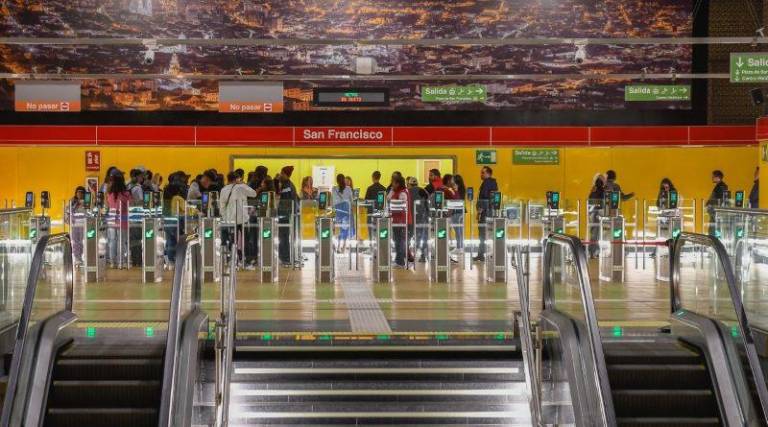 $!El funcionamiento del Metro ha reducido el uso de vehículos particulares.