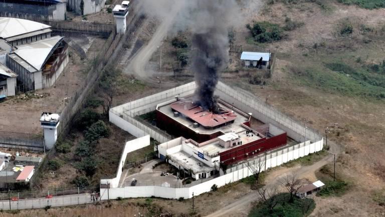 Microvistazo | Explotación controlada de dron en cárcel La Roca genera daños en sus instalaciones