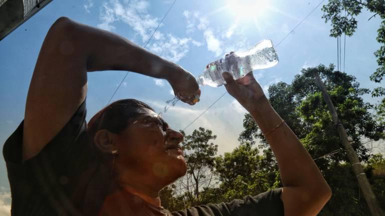 Clima en Ecuador: alerta por altas temperaturas diurnas y riesgo de más incendios