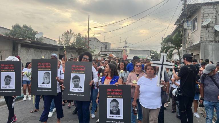 $!El pasado 8 de enero, familias y organizaciones sociales realizaron una marcha como homenaje a los niños y en reclamo para que el caso no quede en la impunidad.