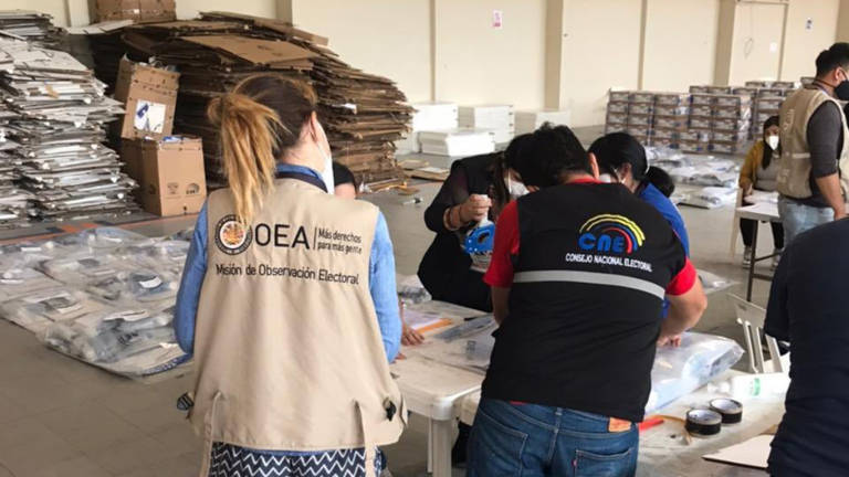 La OEA duplica observadores a 70 para garantizar la transparencia en Ecuador