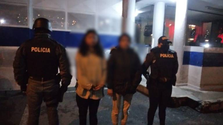 $!Detienen a 16 presuntos integrantes de 'Los Choneros', implicados en amenazas y extorsiones