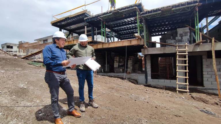 La inestabilidad política y económica desafía al sector de la construcción en Ecuador