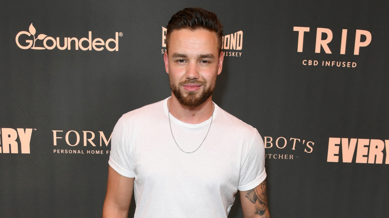 Liam Payne llegó a Londres: el vuelo que transportaba su cuerpo se volvió el más rastreado del mundo