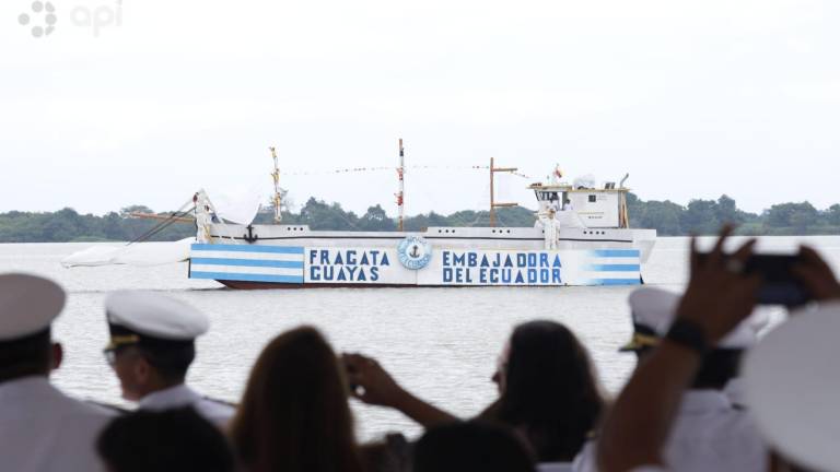 Vuelve el desfile náutico en el río Guayas después de dos años