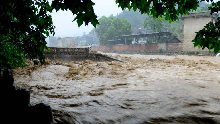 Al menos 16 muertos por las fuertes lluvias al sur de China