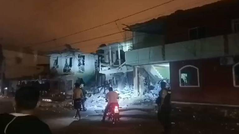 Lo que se sabe de atentados con bombas en Machala: 'Parecía el fin del mundo' con un muerto, heridos y viviendas devastadas