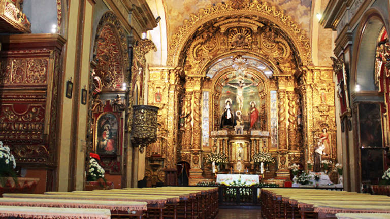 Descubren piezas históricas escondidas en la Capilla de Cantuña