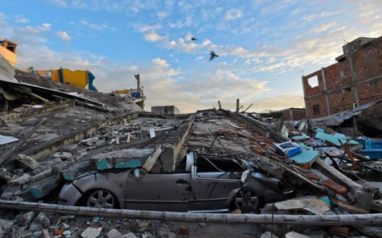 $!Terremotos ya han generado devastación en Ecuador en el pasado. En el 2016, uno de 7.8 grados sobre la escala de Richter tuvo su epicentro en Manabí y provocó la muerte de al menos 670 personas.