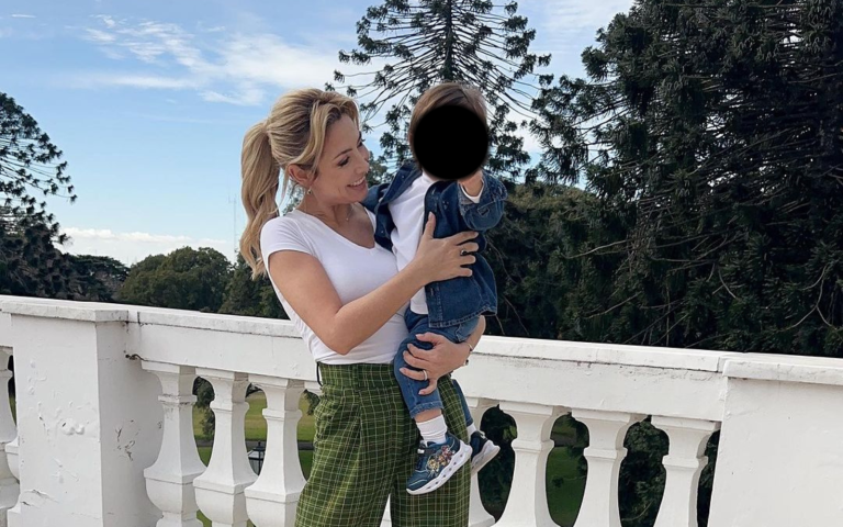 $!En redes sociales, Yáñez comparte frecuentemente fotos con Francisco, hijo de cinco años de ella y el exmandatario.