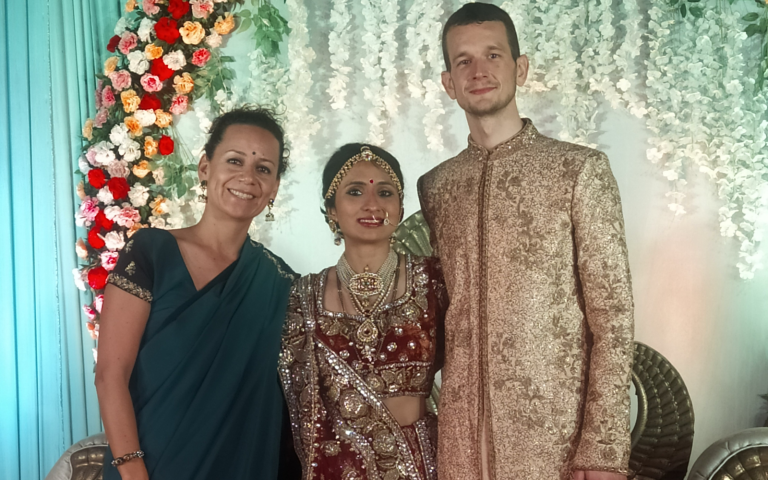 $!Conocí a Mansi en el The Yoga Institute en la ciudad de Mumbai, cinco años más tarde asistiría a su boda con Frederic (India, 2019).